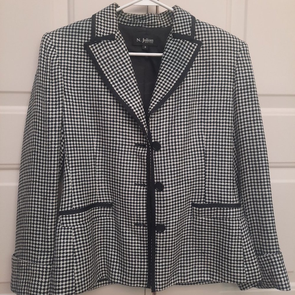 N. Julian black/white gingham-style blazer, size 4